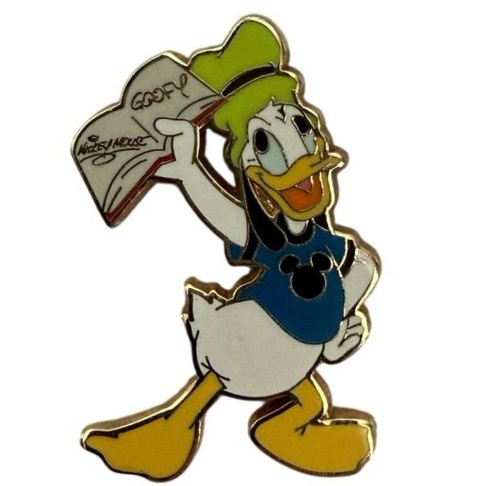 Walt Disney Mickey's Pin Festival of Dreams Mystery Donald Duck Pin autograph